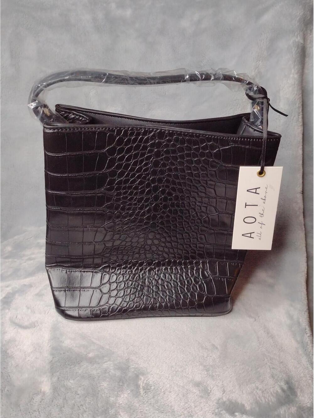 NWT AOTA Women's Black/Vegan Leather Purse